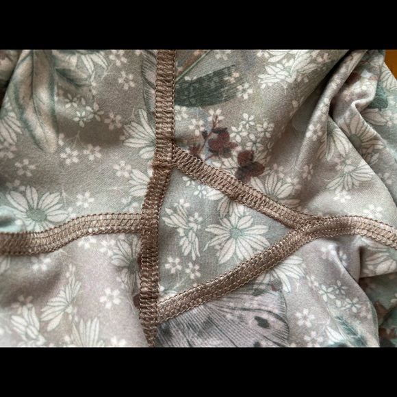 Woman’s workout leggings size S with skeleton pattern by Evolution And Creation - Picture 7 of 8